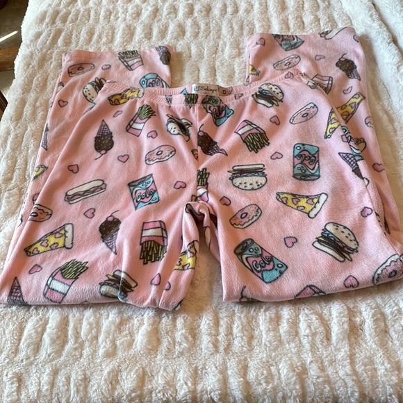 P. J. SALVAGE PAJAMA SET.  EUC - Picture 3 of 8